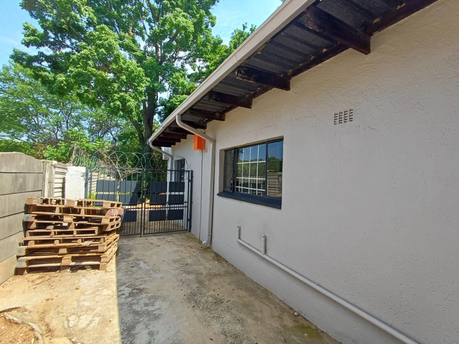 To Let 3 Bedroom Property for Rent in Ferndale Gauteng