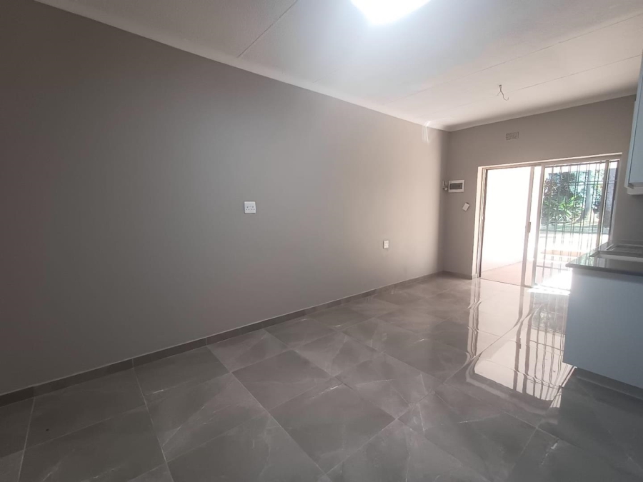 To Let 2 Bedroom Property for Rent in Ferndale Gauteng