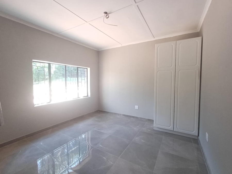 To Let 2 Bedroom Property for Rent in Ferndale Gauteng