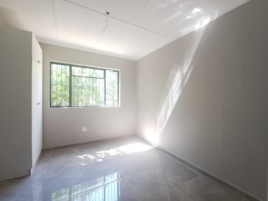 To Let 2 Bedroom Property for Rent in Ferndale Gauteng