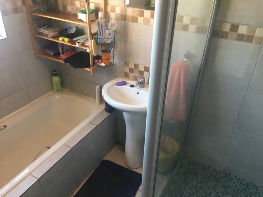 3 Bedroom Property for Sale in Valhalla Gauteng
