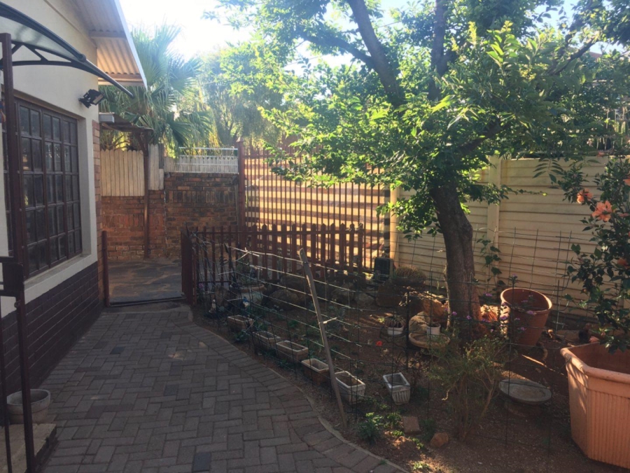 3 Bedroom Property for Sale in Valhalla Gauteng