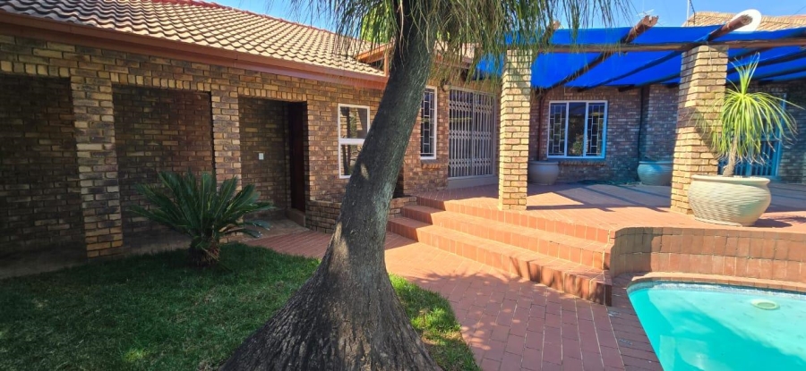 3 Bedroom Property for Sale in Moreleta Park Gauteng