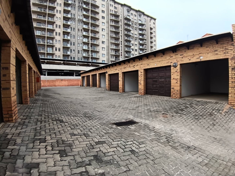 1 Bedroom Property for Sale in Hatfield Gauteng