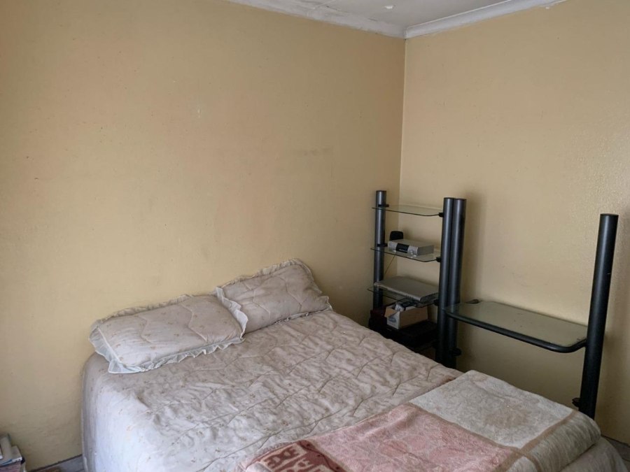 6 Bedroom Property for Sale in Hospital View Gauteng