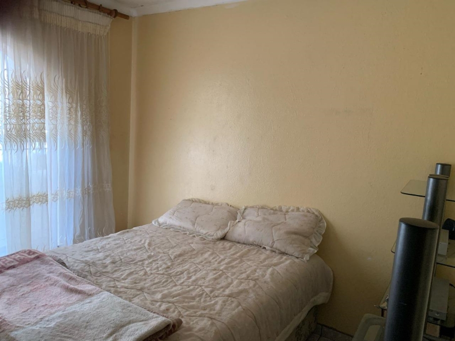 6 Bedroom Property for Sale in Hospital View Gauteng