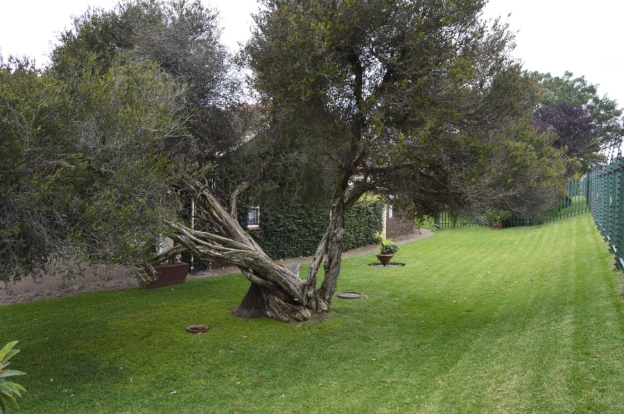 3 Bedroom Property for Sale in Birchleigh North Gauteng