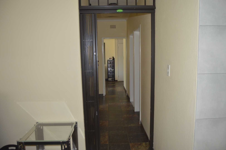 3 Bedroom Property for Sale in Birchleigh North Gauteng