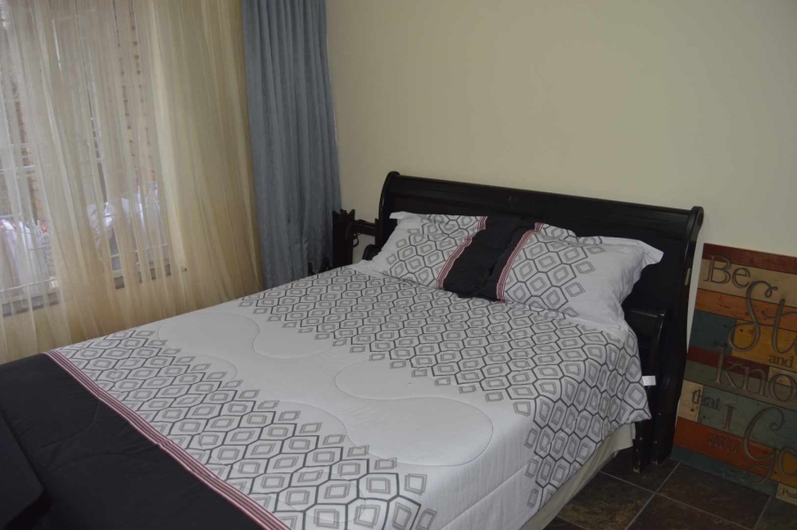 3 Bedroom Property for Sale in Birchleigh North Gauteng