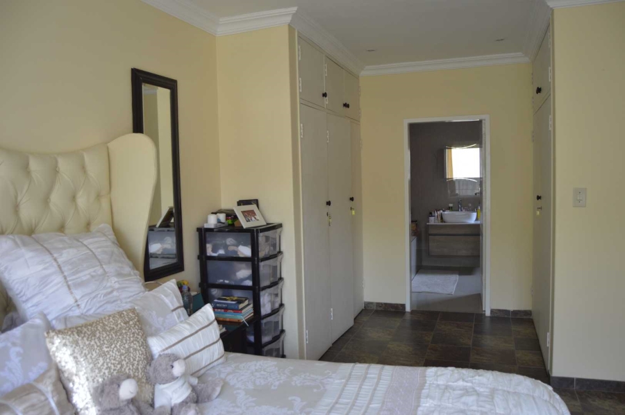 3 Bedroom Property for Sale in Birchleigh North Gauteng