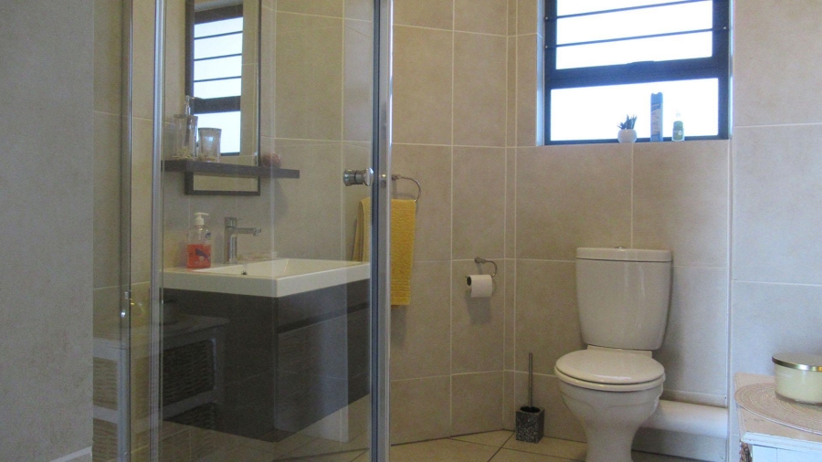 2 Bedroom Property for Sale in Oakdene Gauteng
