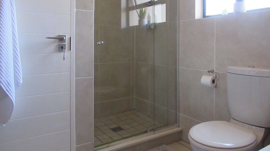 2 Bedroom Property for Sale in Oakdene Gauteng
