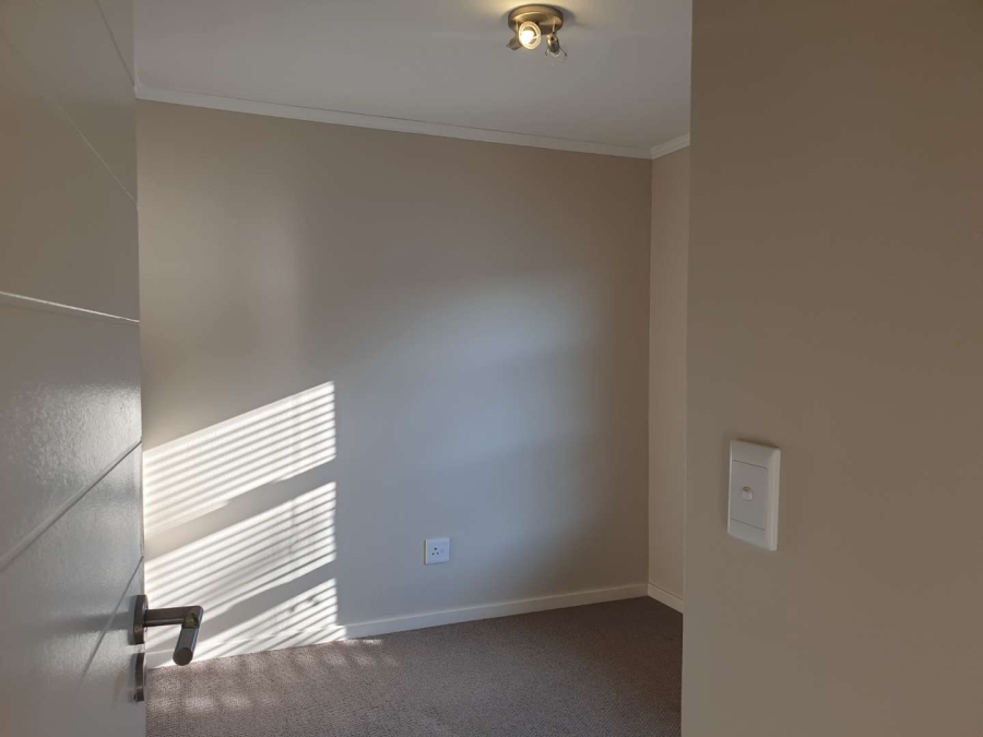 4 Bedroom Property for Sale in Eye of Africa Gauteng