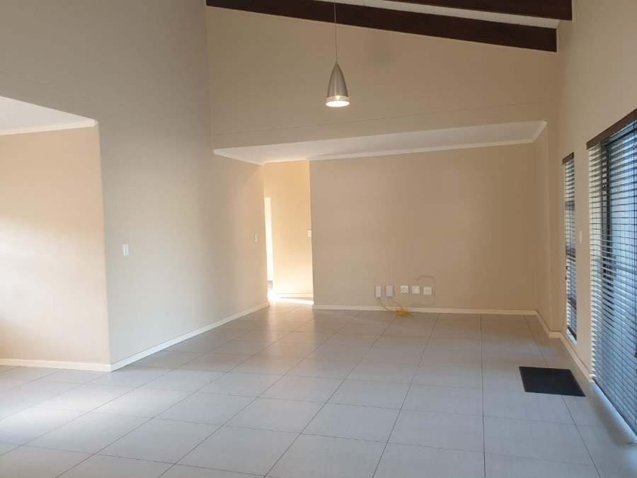 4 Bedroom Property for Sale in Eye of Africa Gauteng
