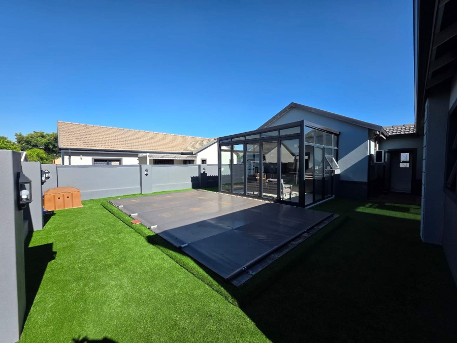 3 Bedroom Property for Sale in Country View Gauteng