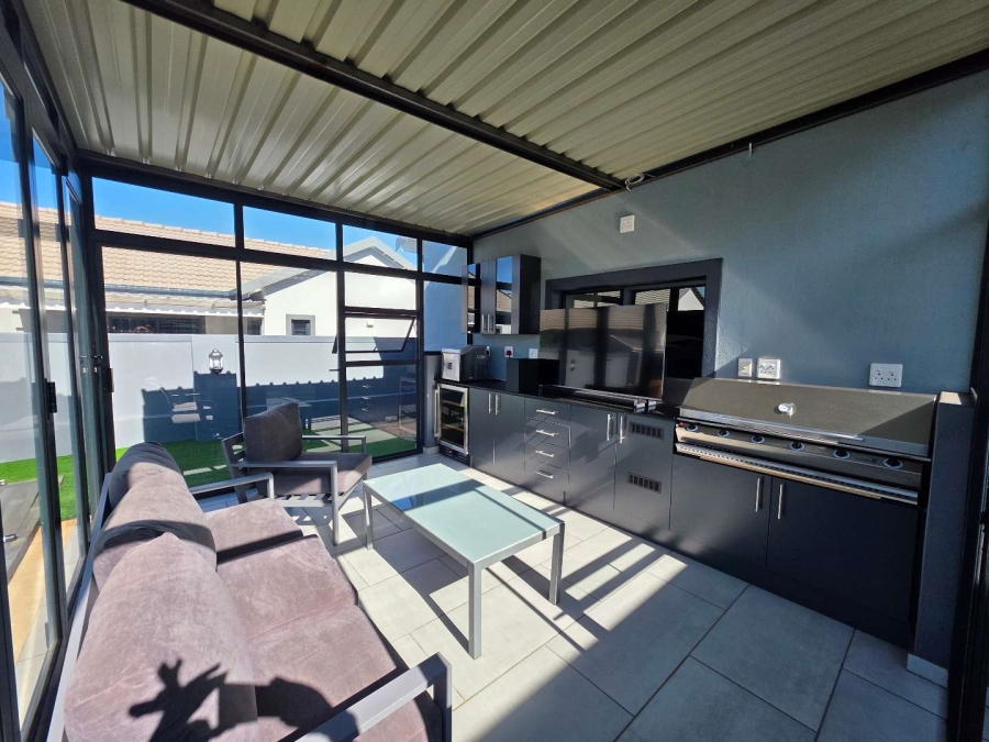 3 Bedroom Property for Sale in Country View Gauteng