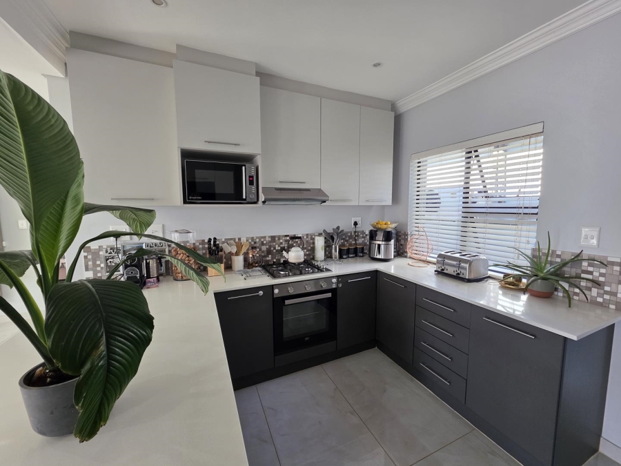3 Bedroom Property for Sale in Country View Gauteng