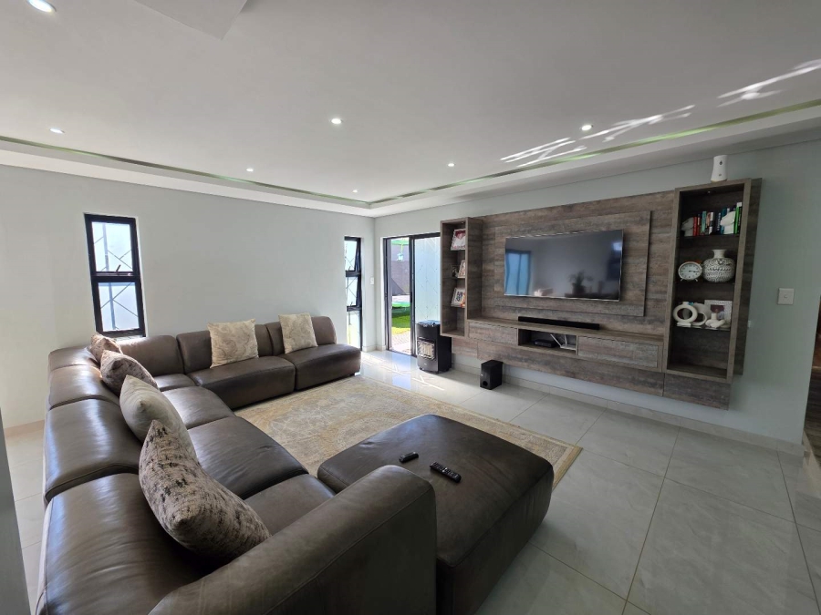 3 Bedroom Property for Sale in Country View Gauteng
