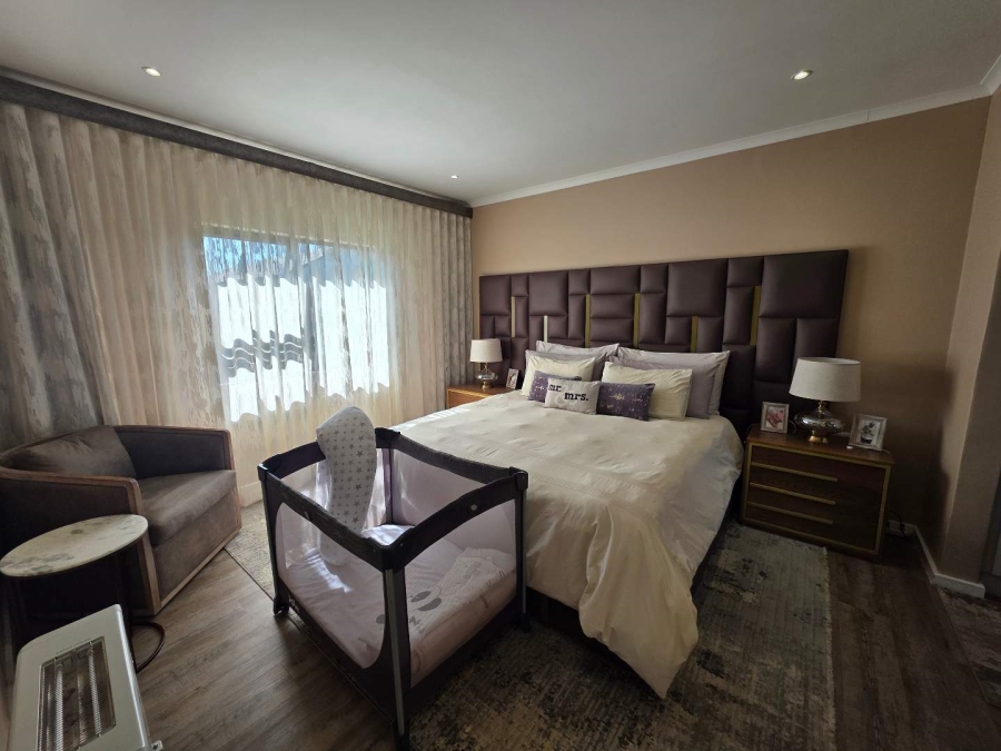 3 Bedroom Property for Sale in Country View Gauteng