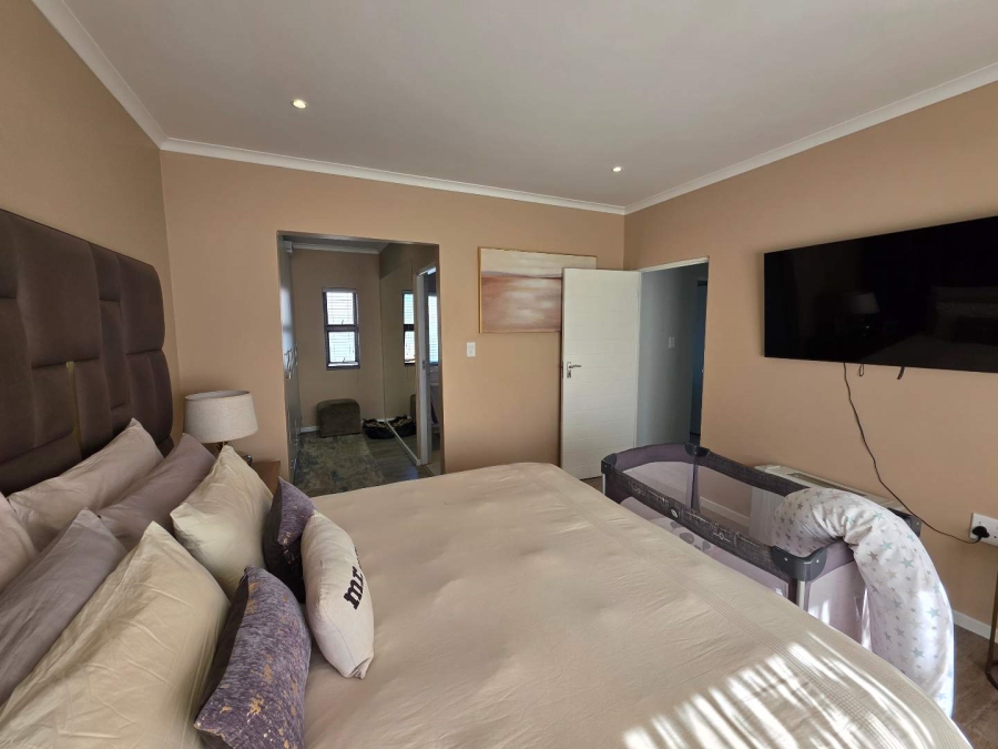 3 Bedroom Property for Sale in Country View Gauteng