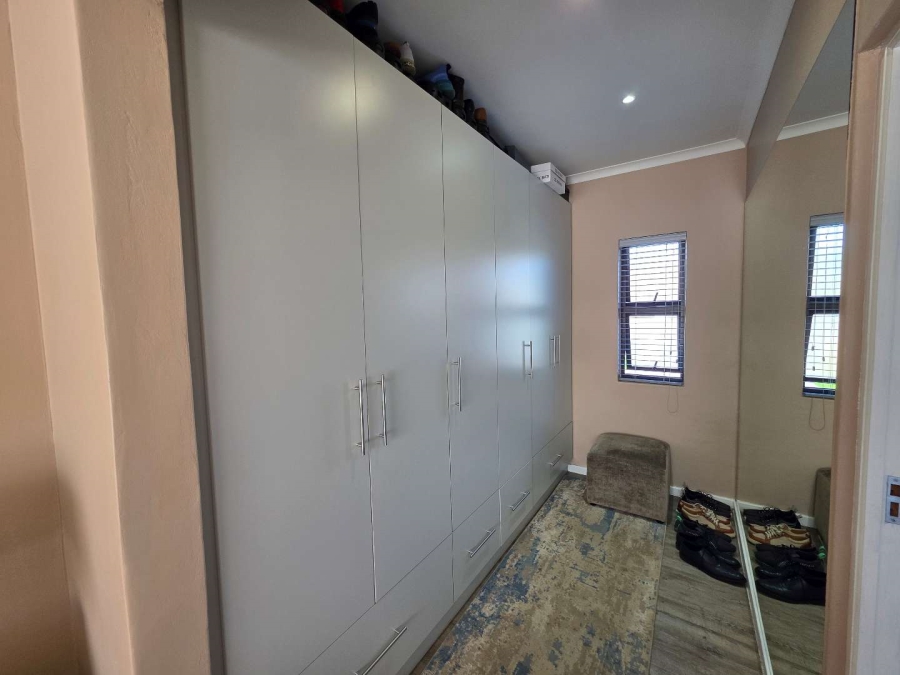 3 Bedroom Property for Sale in Country View Gauteng
