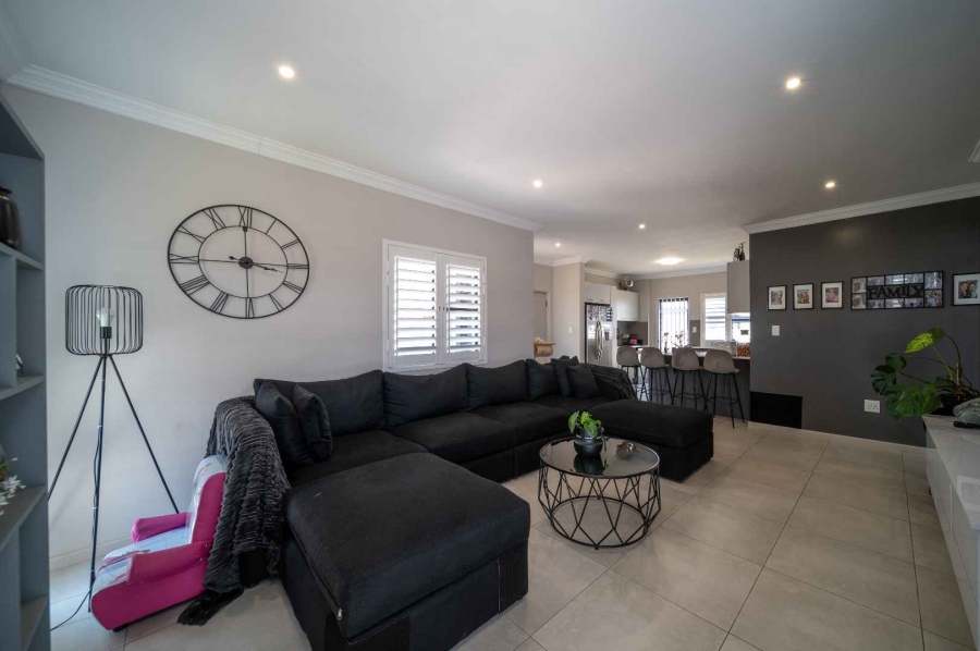 3 Bedroom Property for Sale in Country View Gauteng