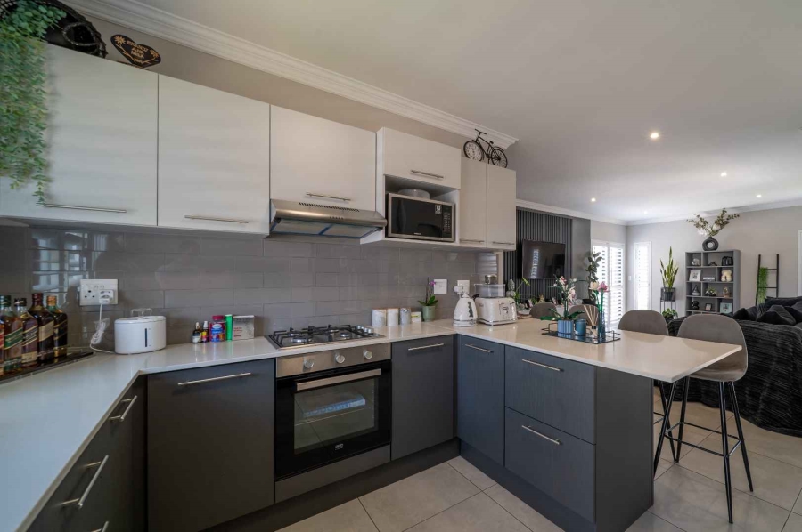 3 Bedroom Property for Sale in Country View Gauteng