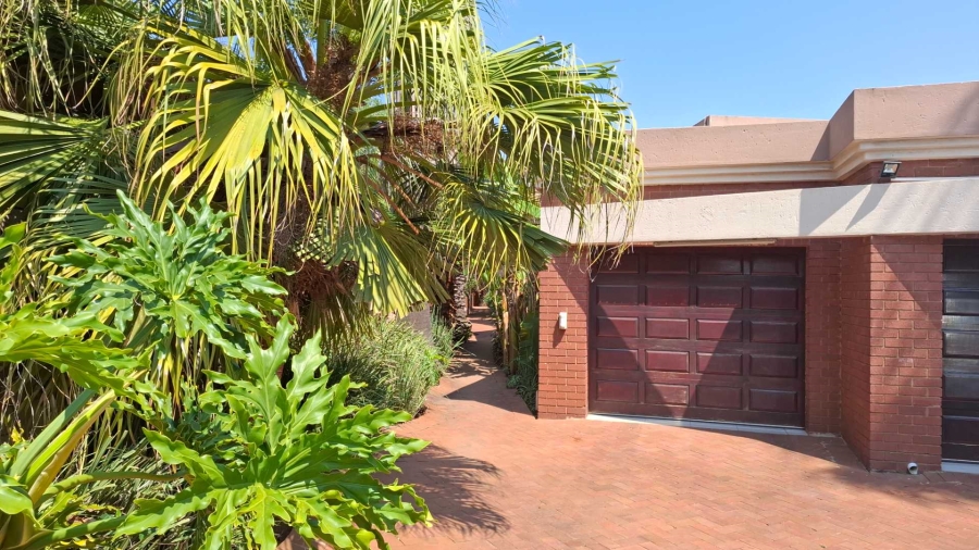 5 Bedroom Property for Sale in Meyersdal Gauteng