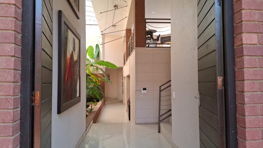 5 Bedroom Property for Sale in Meyersdal Gauteng