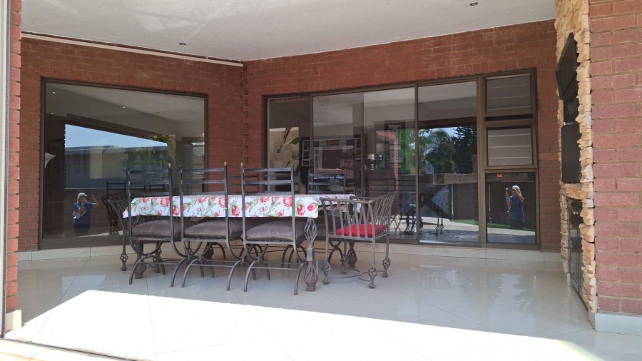 5 Bedroom Property for Sale in Meyersdal Gauteng