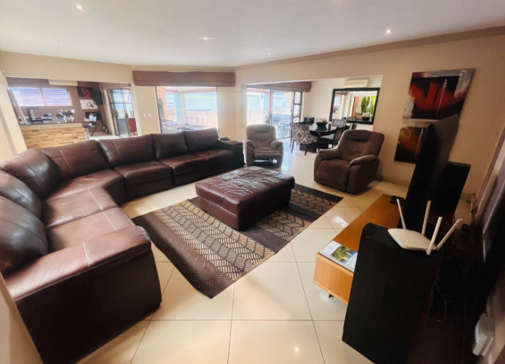 5 Bedroom Property for Sale in Meyersdal Gauteng