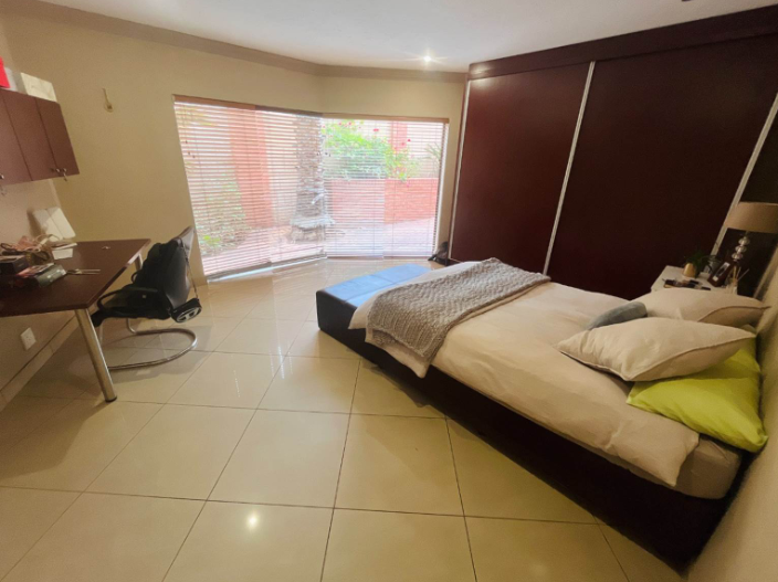 5 Bedroom Property for Sale in Meyersdal Gauteng