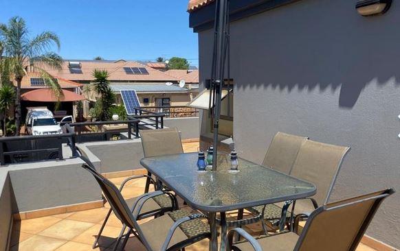 2 Bedroom Property for Sale in New Redruth Gauteng