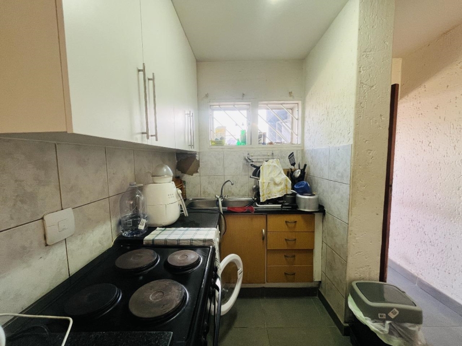 3 Bedroom Property for Sale in Mulbarton Gauteng