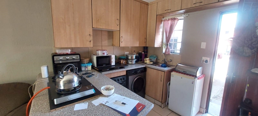 2 Bedroom Property for Sale in Albemarle Gauteng