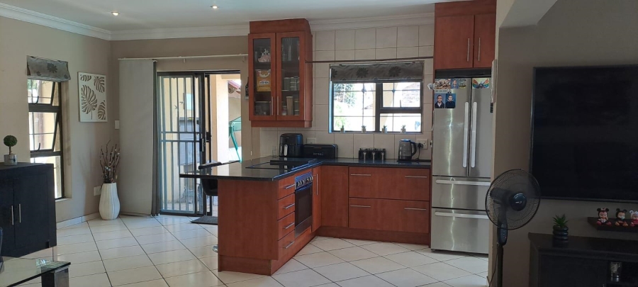 3 Bedroom Property for Sale in New Redruth Gauteng