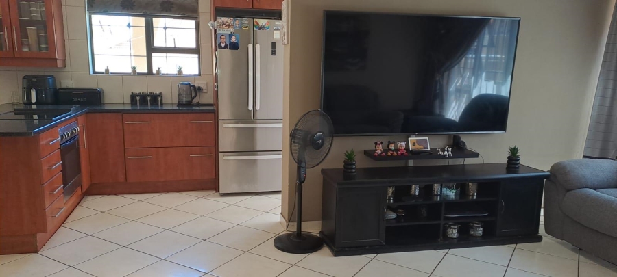 3 Bedroom Property for Sale in New Redruth Gauteng