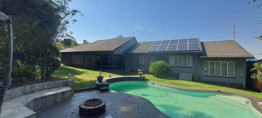 4 Bedroom Property for Sale in Mulbarton Gauteng