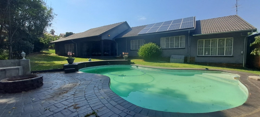 4 Bedroom Property for Sale in Mulbarton Gauteng