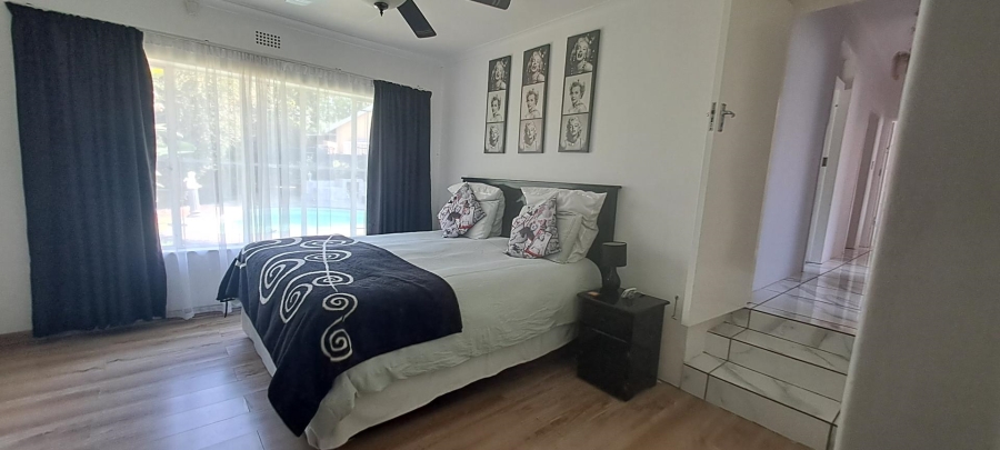 4 Bedroom Property for Sale in Mulbarton Gauteng