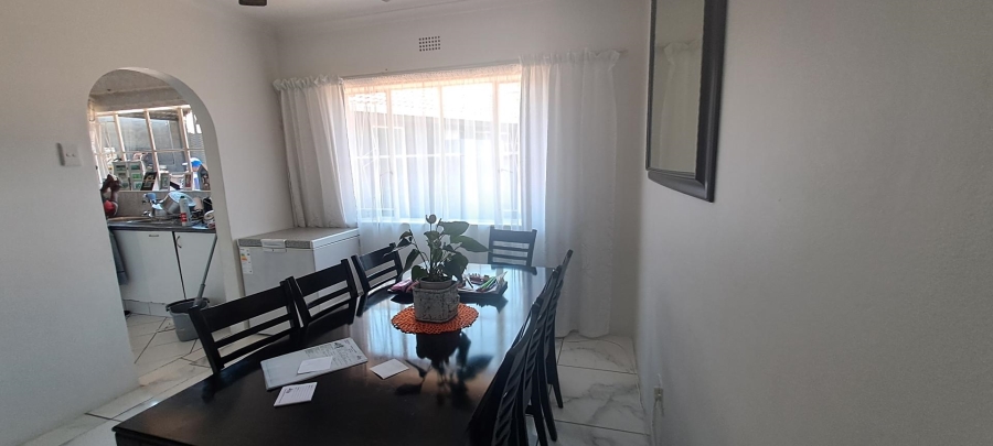 4 Bedroom Property for Sale in Mulbarton Gauteng