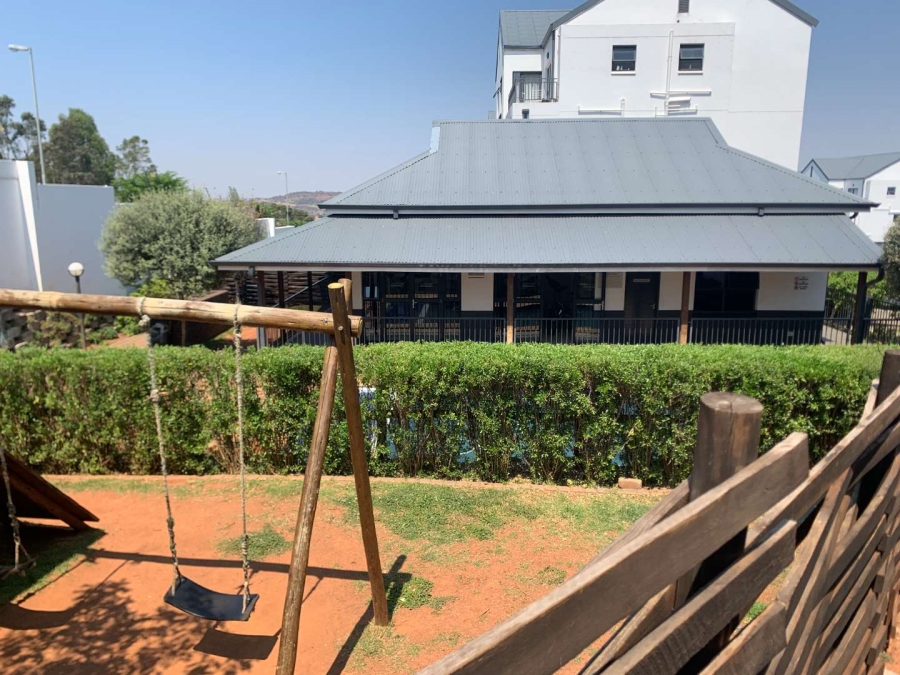 2 Bedroom Property for Sale in Oakdene Gauteng