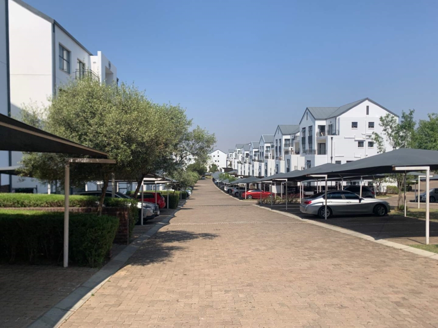 2 Bedroom Property for Sale in Oakdene Gauteng