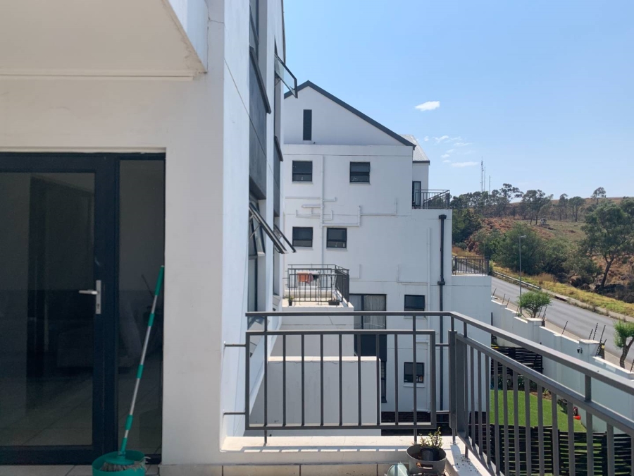 2 Bedroom Property for Sale in Oakdene Gauteng