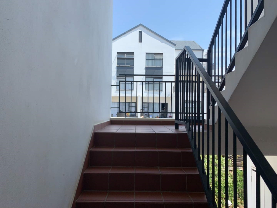 2 Bedroom Property for Sale in Oakdene Gauteng