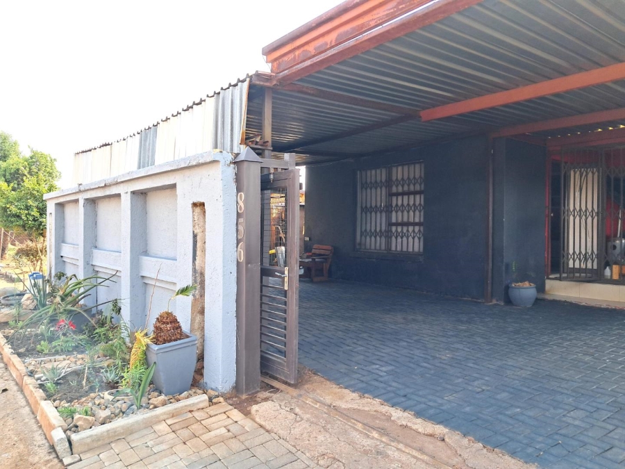 2 Bedroom Property for Sale in Ga-Rankuwa Gauteng