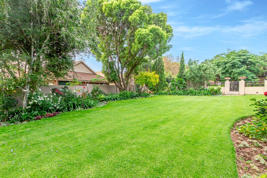 5 Bedroom Property for Sale in Radiokop Gauteng