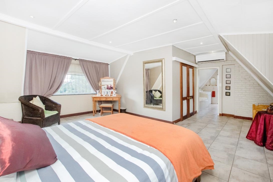 5 Bedroom Property for Sale in Radiokop Gauteng