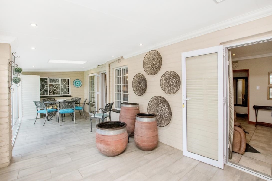 5 Bedroom Property for Sale in Radiokop Gauteng