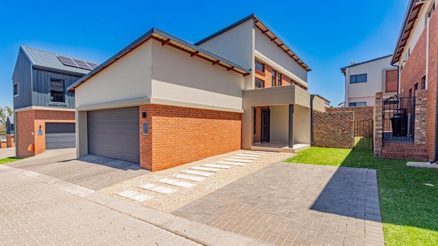 3 Bedroom Property for Sale in Carlswald Gauteng